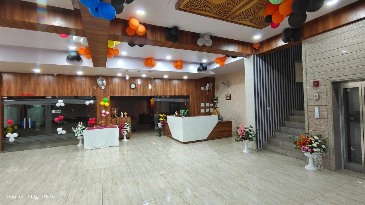 Viramgam Kesar Hotel المظهر الخارجي الصورة