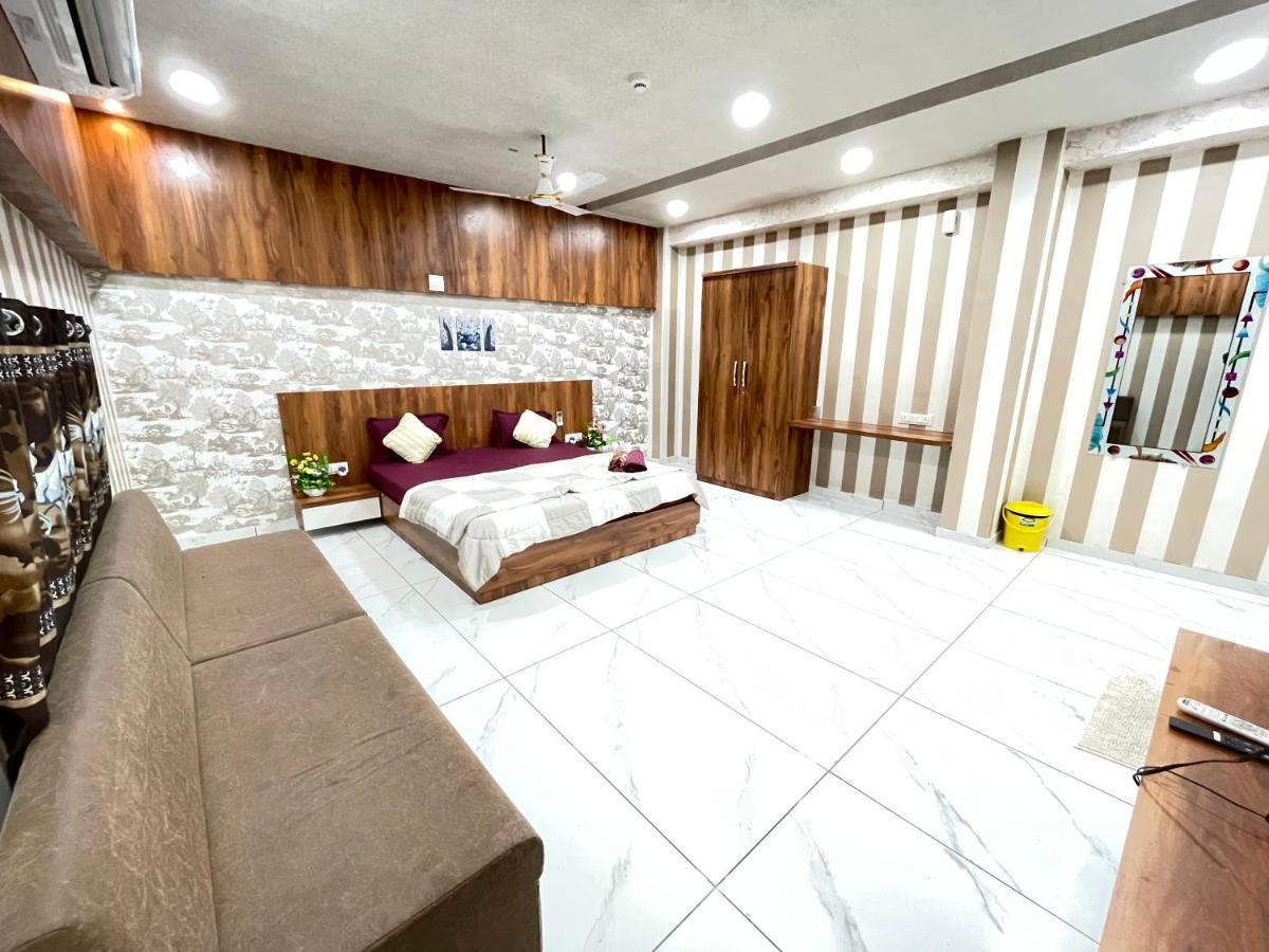 Viramgam Kesar Hotel المظهر الخارجي الصورة
